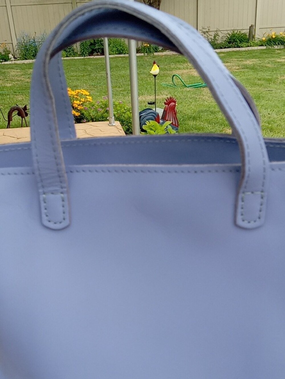 Gorgeous Portland Leather Crossbody Tote Med. Jacaranda Brand New - Picture 4 of 7